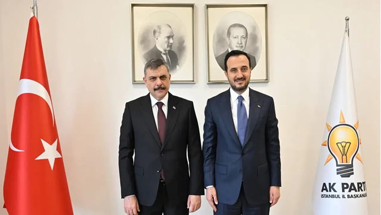 İçişleri Bakanı Ali Yerlikaya, AK Parti İstanbul İl Başkanlığı’nı ziyaret etti