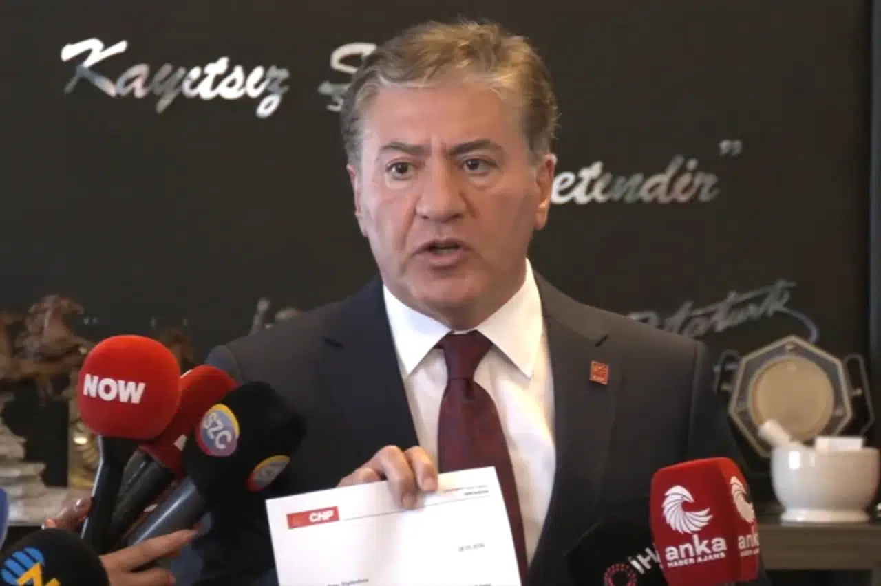 CHP’de Parti Meclisi toplantısı ertelendi: Murat Emir’den dikkat çeken Kılıçdaroğlu açıklaması