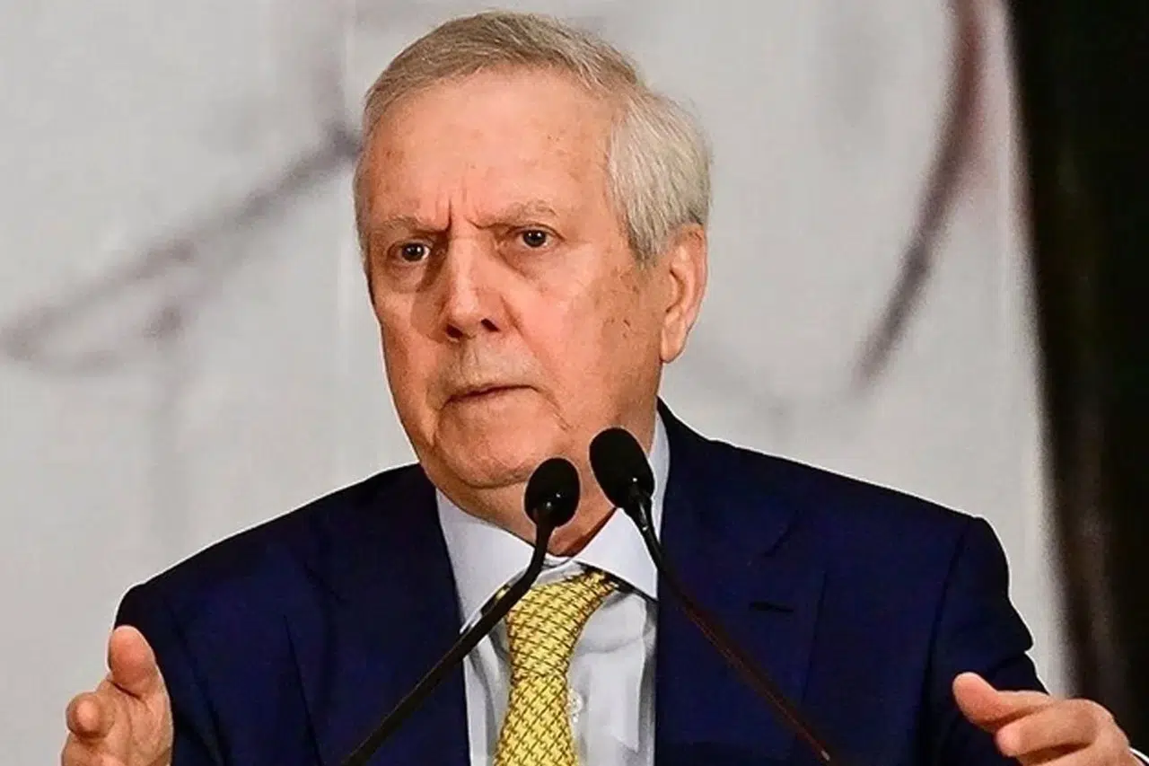 Fenerbahçe’de bir aday yarıştan çekildi: gözler Aziz Yıldırım’a çevrildi