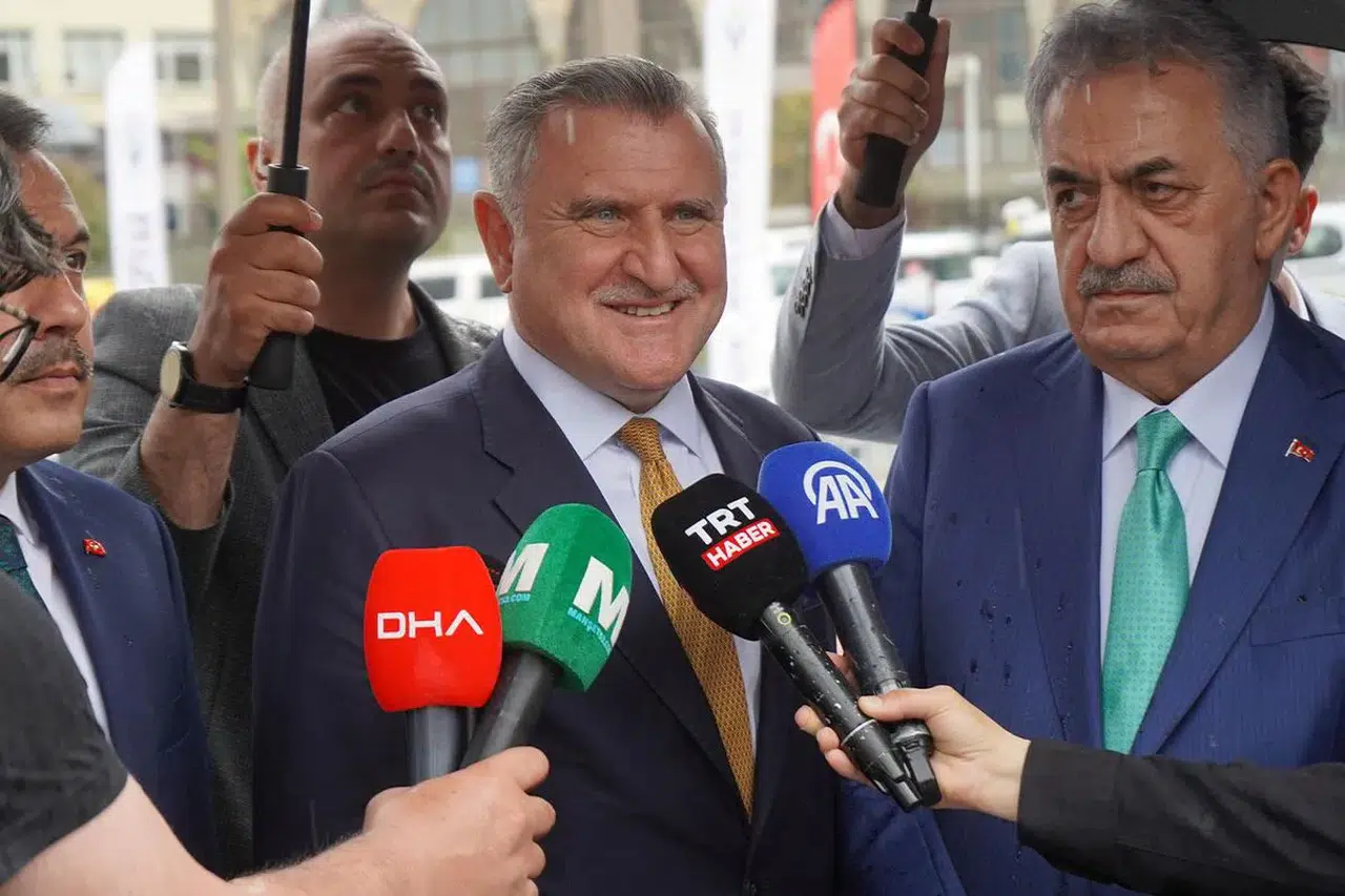Bakan Osman Aşkın Bak’tan Fenerbahçe saldırısı değerlendirmesi: “Hiçbir şey kapalı kalmasın”