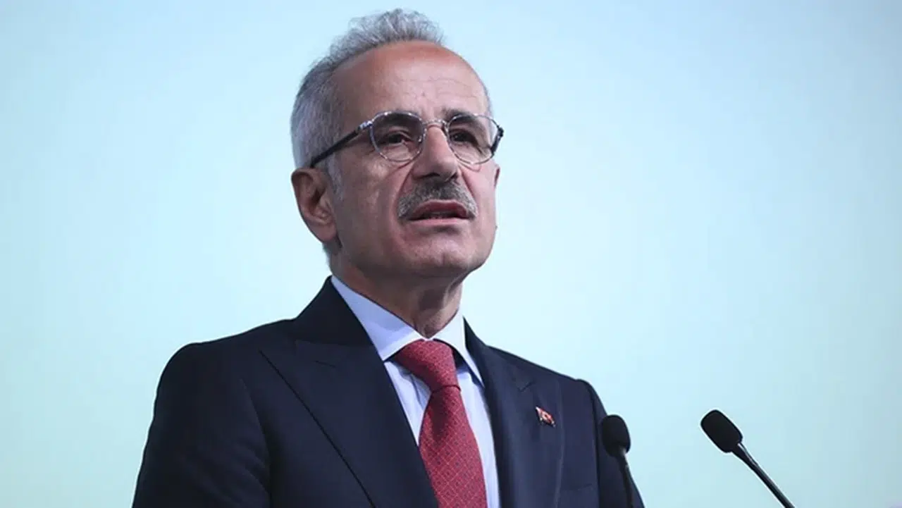 Milli elektrikli hızlı tren saatte 240 kilometre hızla rekor kırdı