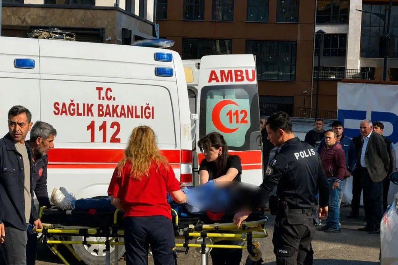 Eski eşe sokak ortasında infaz! Feride Karakaya hayatını kaybetti