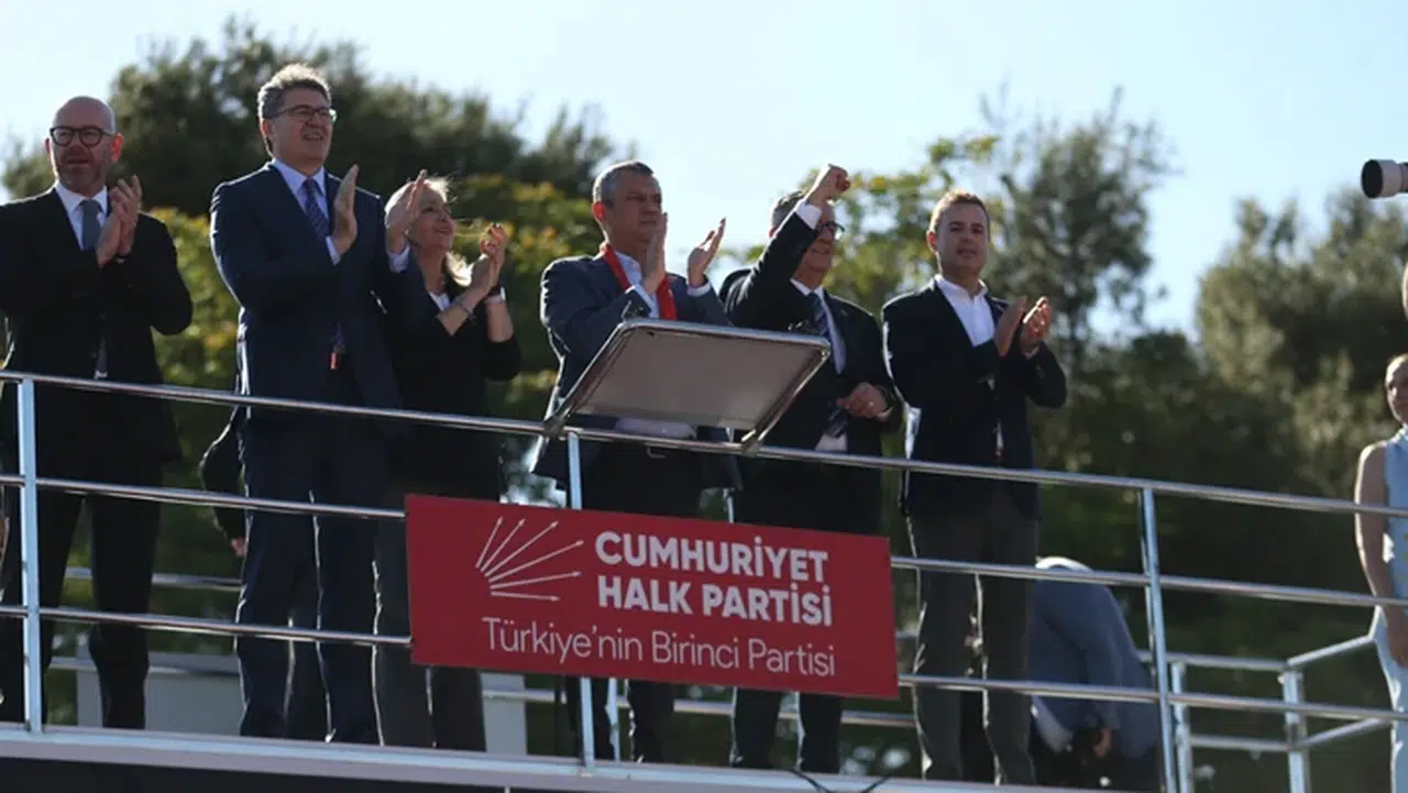 Ahmet Akın’dan AK Parti iddialarına yanıt: “Söz konusu bile olamaz”