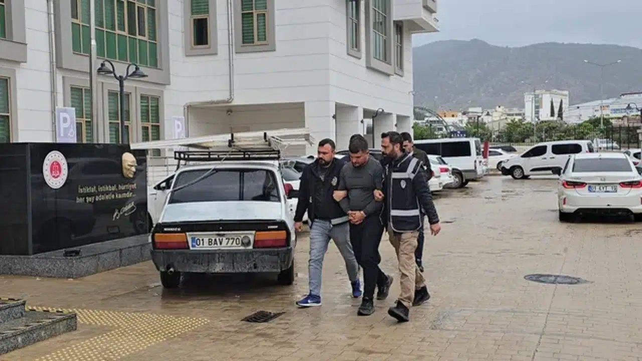 Adana’da İşten çıkarılma tartışması cinayetle bitti