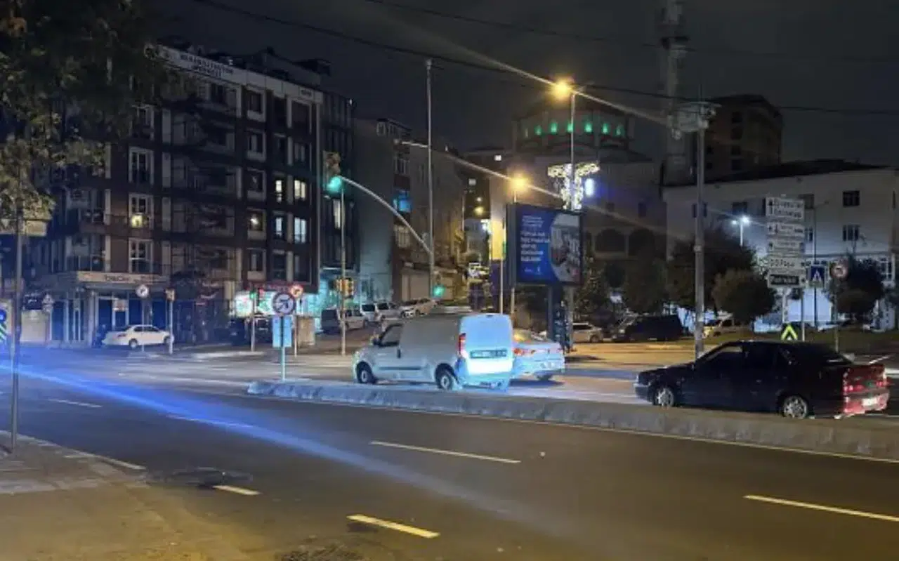 Eyüpsultan’da otomobilin çarptığı kadın tüm müdahalelere rağmen kurtarılamadı