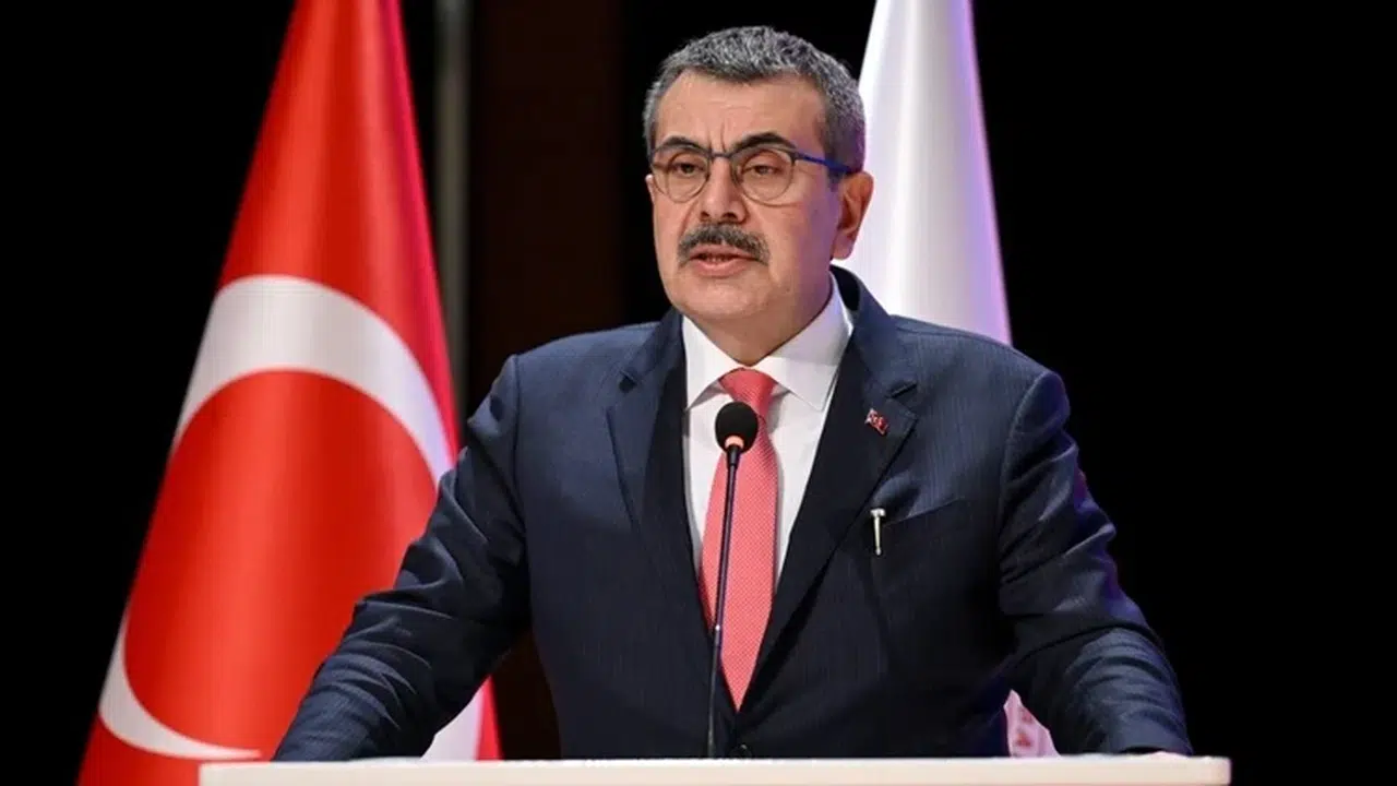 Bakan Tekin’den YKS değerlendirmesi: "Sorular ders kitaplarından çıkacak"