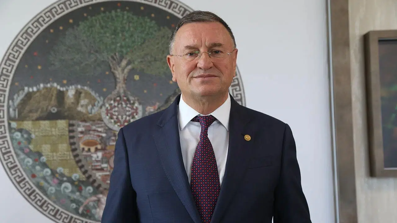 Lütfü Savaş: Partim pavyonlarda meze olarak kullanılmış