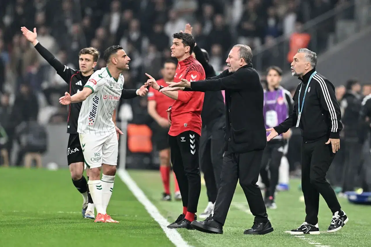 Beşiktaş’ta deprem iddiası: Sergen Yalçın’ın geleceği tartışılıyor