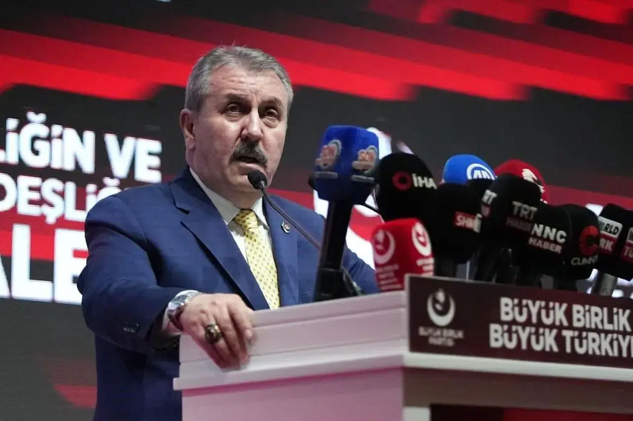 Mustafa Destici'den sevindiren çıkış: Emeklimize Kurban Bayramı'nda 10 bin lira ikramiye verelim