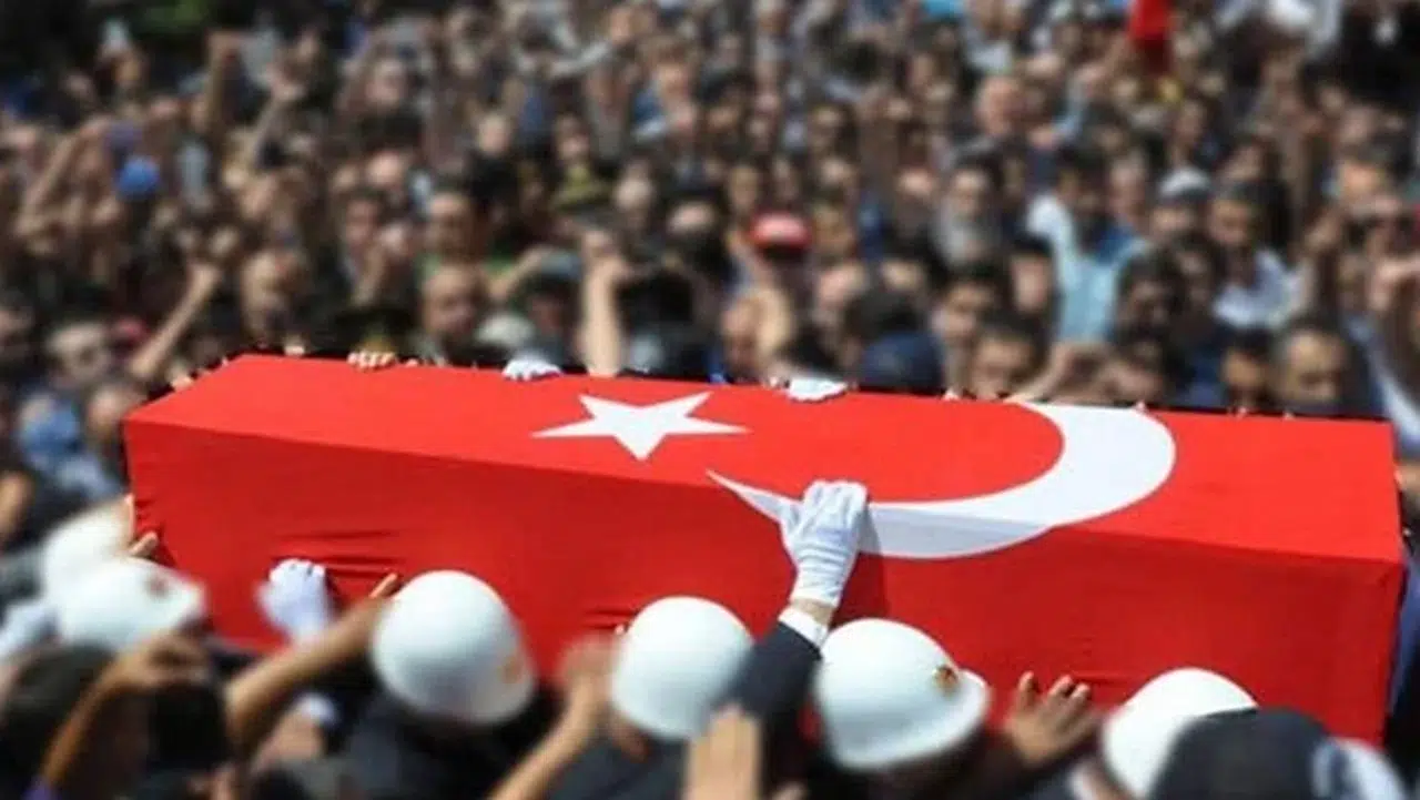 Tuzla’daki kazada yaralanan polis memuru şehit oldu