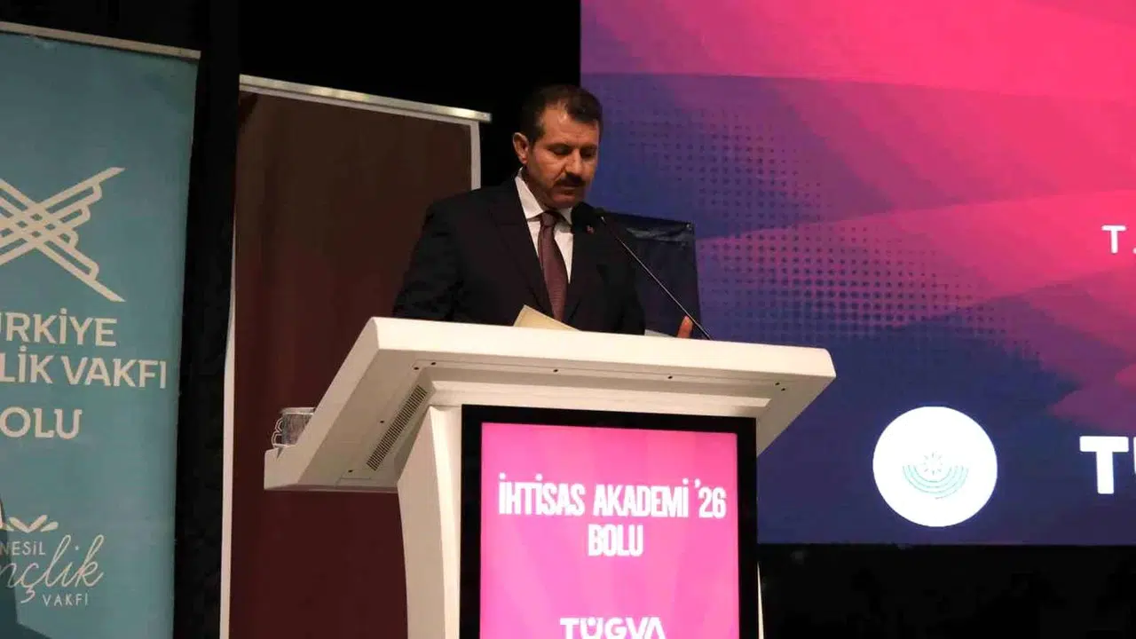 Milli Savunma Bakan Yardımcısı Ayhan: "Gelecekte akıllı savaşlar öne çıkacak"