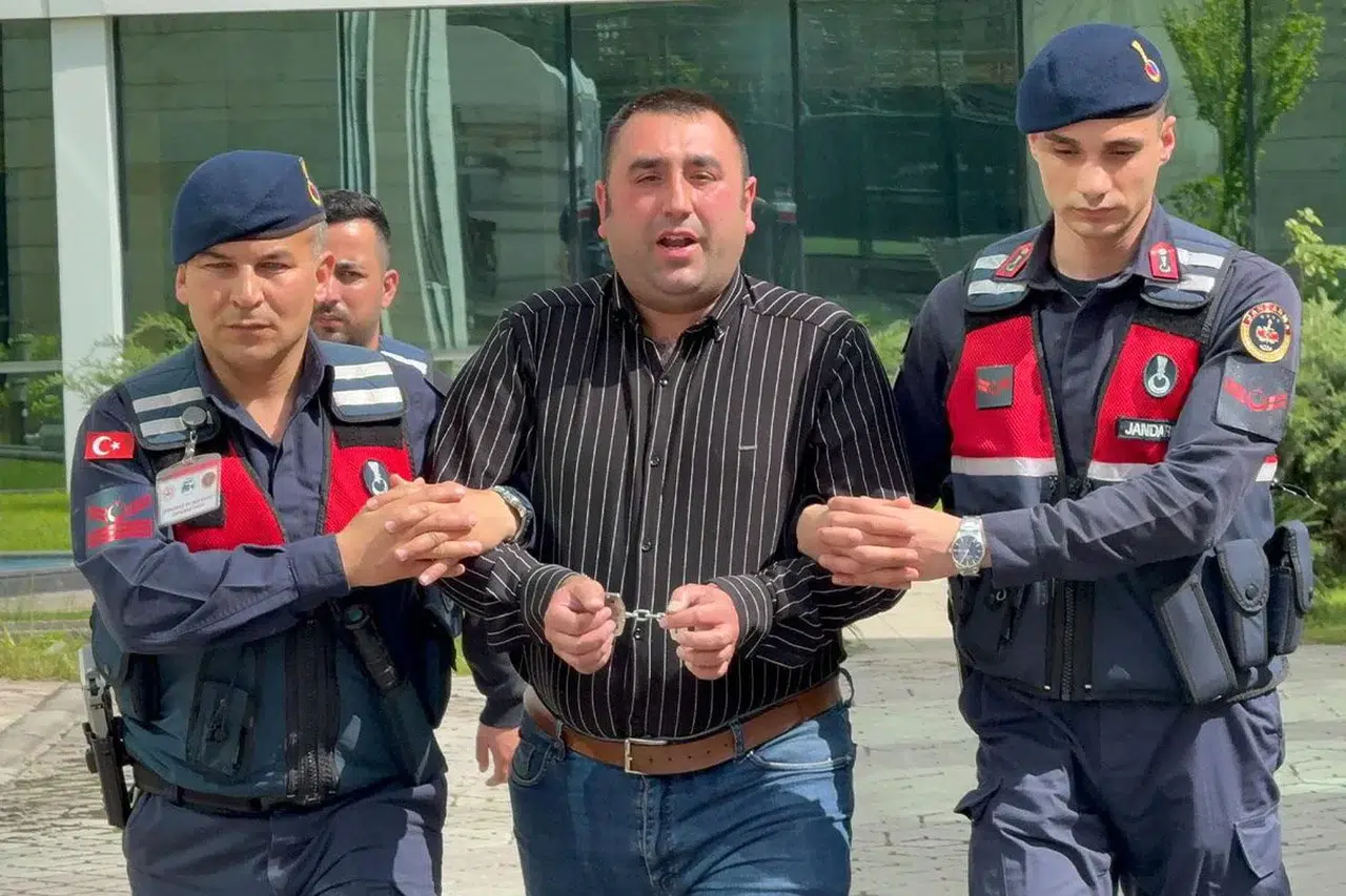 Babasını 8 kurşunla öldürdü, söyledikleri şaşkına çevirdi