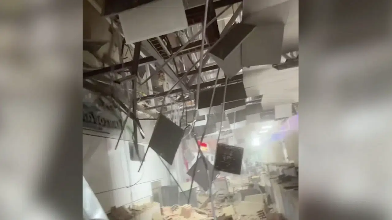 39 saniyede iki büyük deprem! Ülke genelinde OHAL ilan edildi