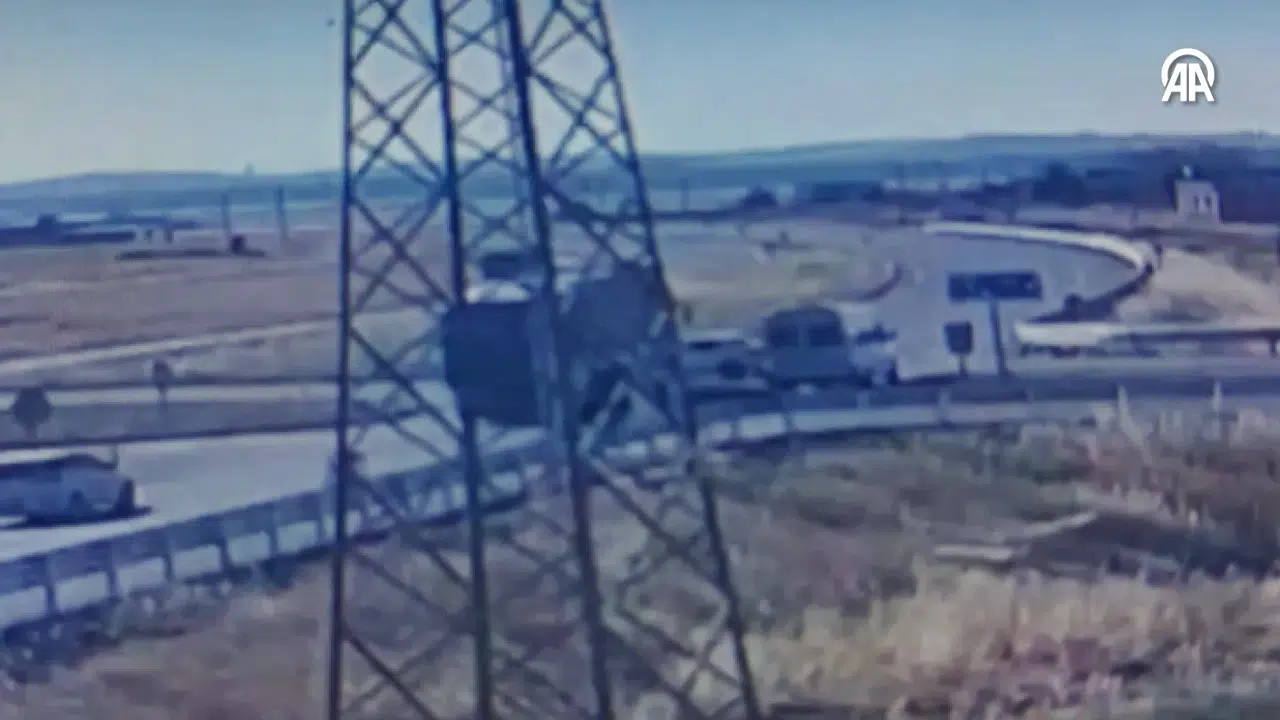 Sınav yolunda feci kaza!