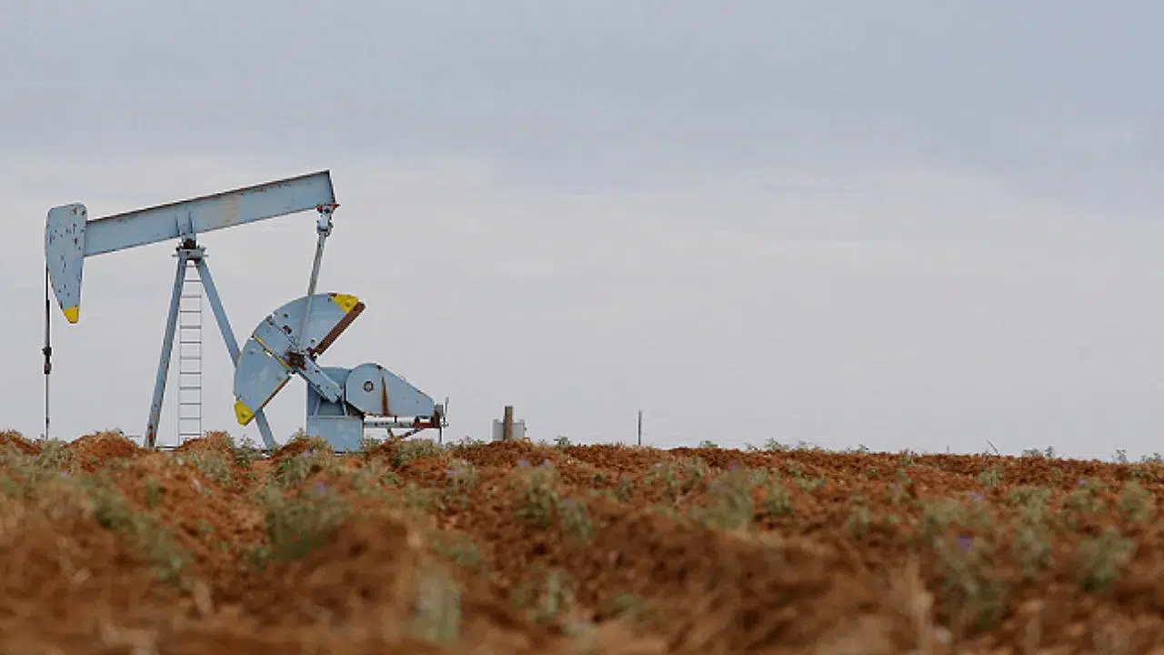 Brent petrol 90 doların altına geriledi, gözler akaryakıt fiyatlarına çevrildi