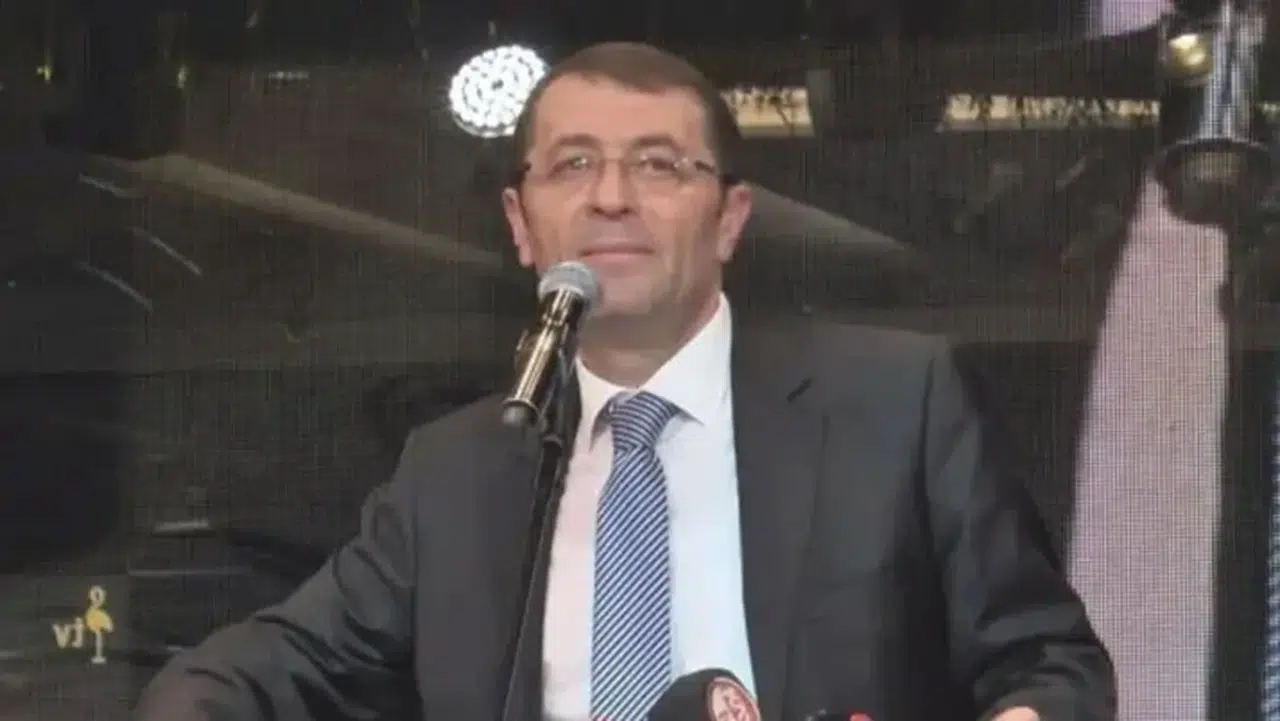 Kayseri Vali Yardımcısı Şenol Esmer kalp krizi sonucu hayatını kaybetti