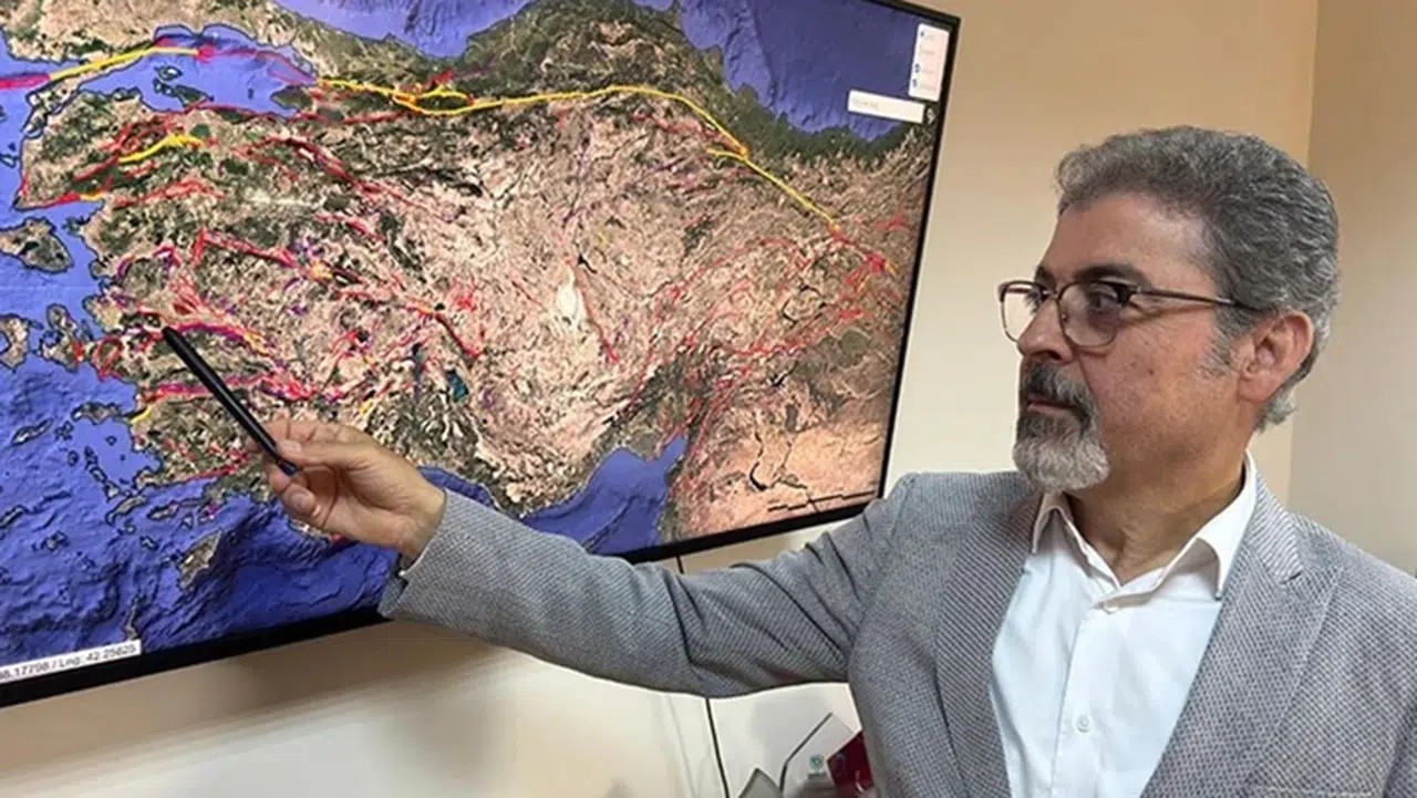 Prof. Dr. Hasan Sözbilir'den Türkiye için "ikiz deprem" uyarısı