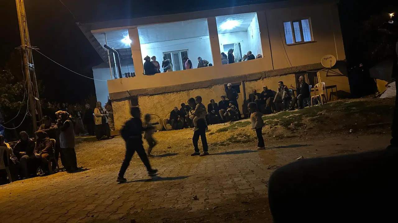 Adana'da annesini öldüren 16 yaşındaki kız çocuğu gözaltına alındı