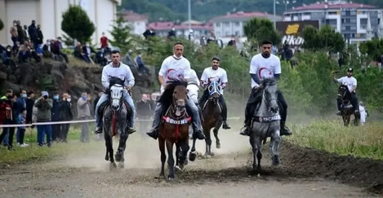 Trabzon Rahvan Atlı Spor Kulübü'nden İstiklal Kupası için destek çağrısı