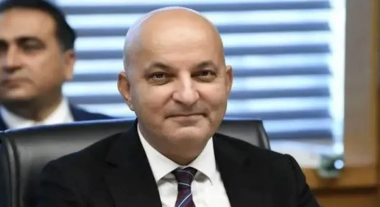 CHP'de yeni dönem: YDK Başkanlığı'na Mahir Polat seçildi