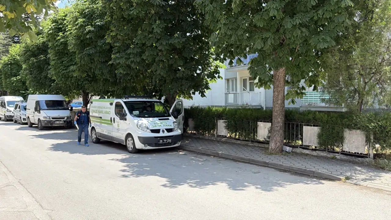 Eskişehir’de kimliği belirlenemeyen bir kadın evinde ölü bulundu