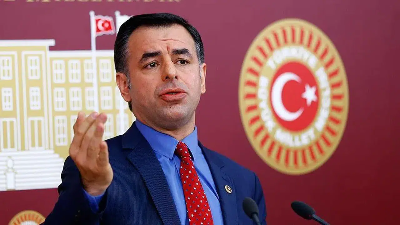 Barış Yarkadaş'tan yeni iddia: "Bir partiye daha mutlak butlan geldi"
