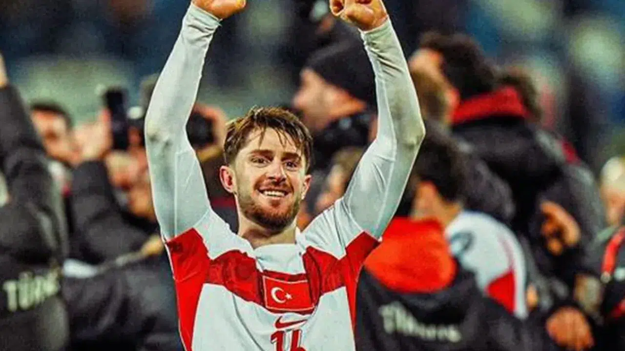 Fenerbahçeli milli futbolcu İsmail Yüksek kimdir, kaç yaşında ve nereli?