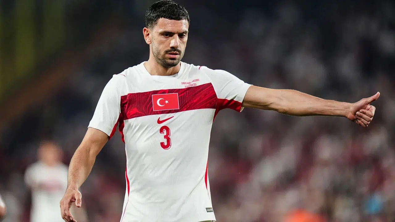 Merih Demiral transferinde karışıklık: Hakan Safi açıkladı, Al Ahli'den yalanlama geldi