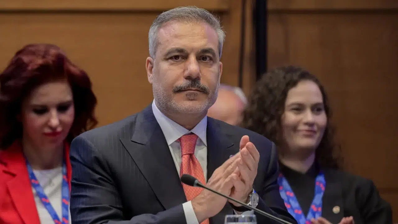 Hakan Fidan'dan yoğun diplomasi trafiği: Mısır ve Pakistanlı mevkidaşlarıyla görüştü