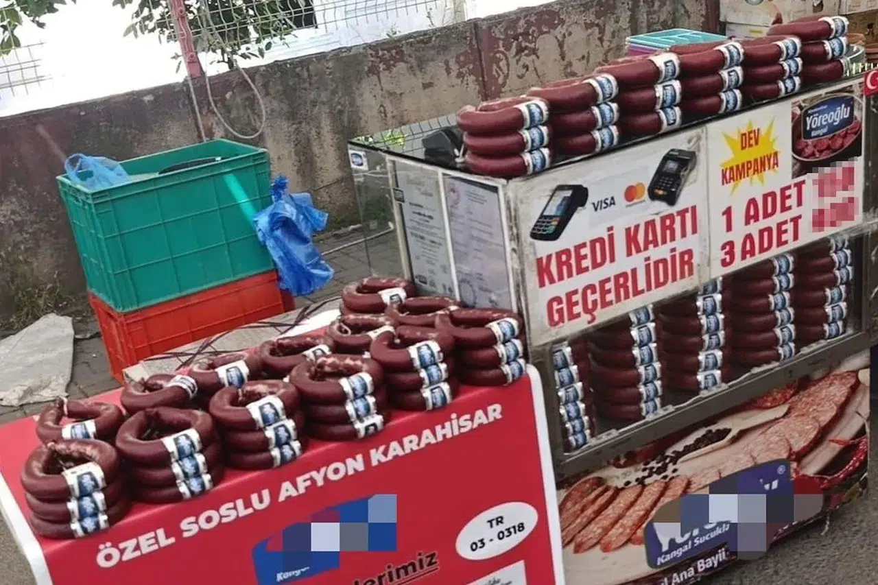Pazardaki fiyat etiketi tepki çekti: Üç adet ürünün fiyatı gündem oldu