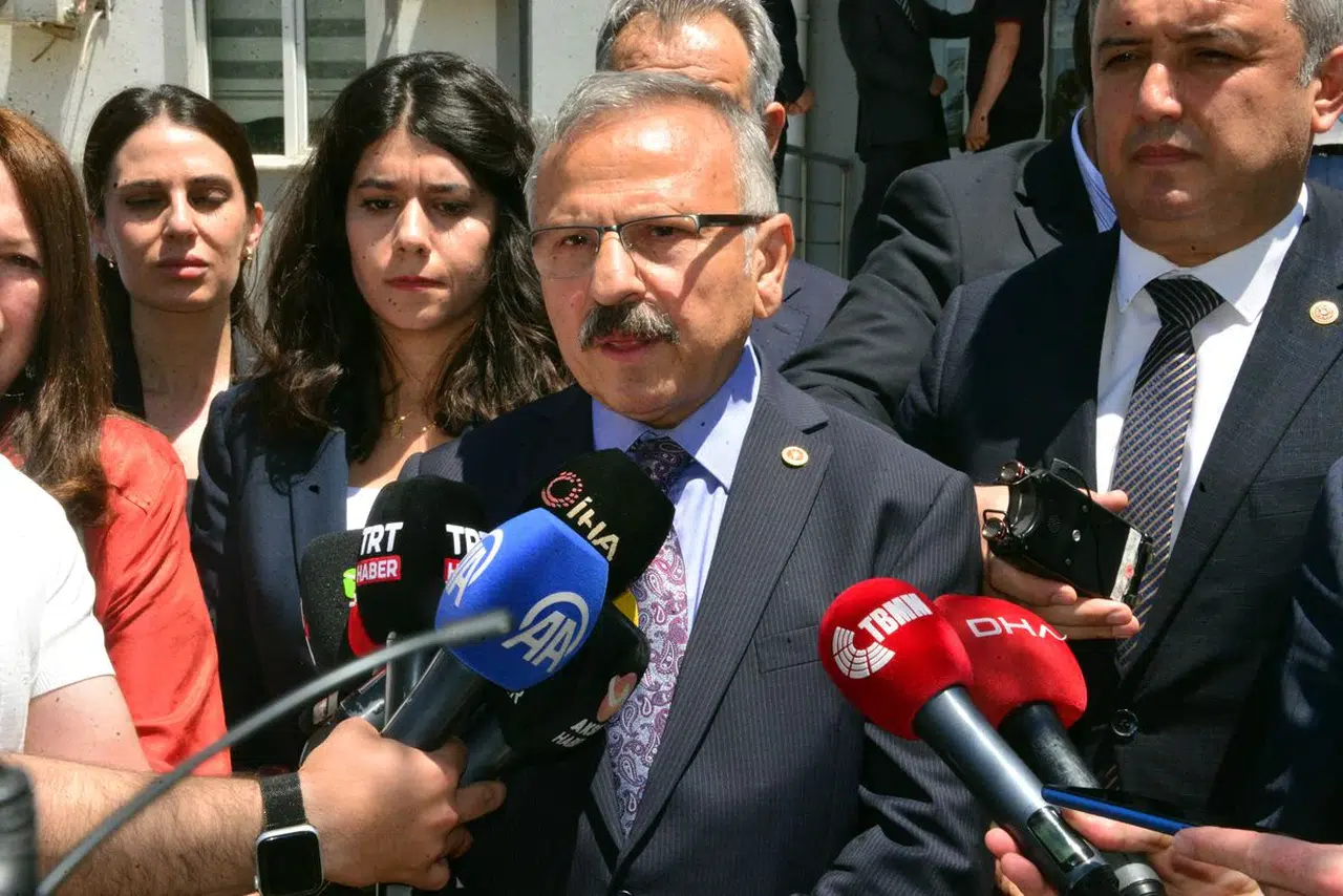 TBMM komisyonu okul saldırısının yaşandığı okulda inceleme yaptı: Aileler ve öğretmenlerle görüşülecek