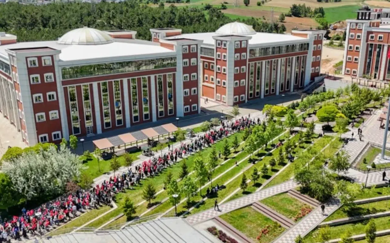 Sahte denklik skandalı! Hukuk ve tıp fakültelerine bu yolla yerleşmişler