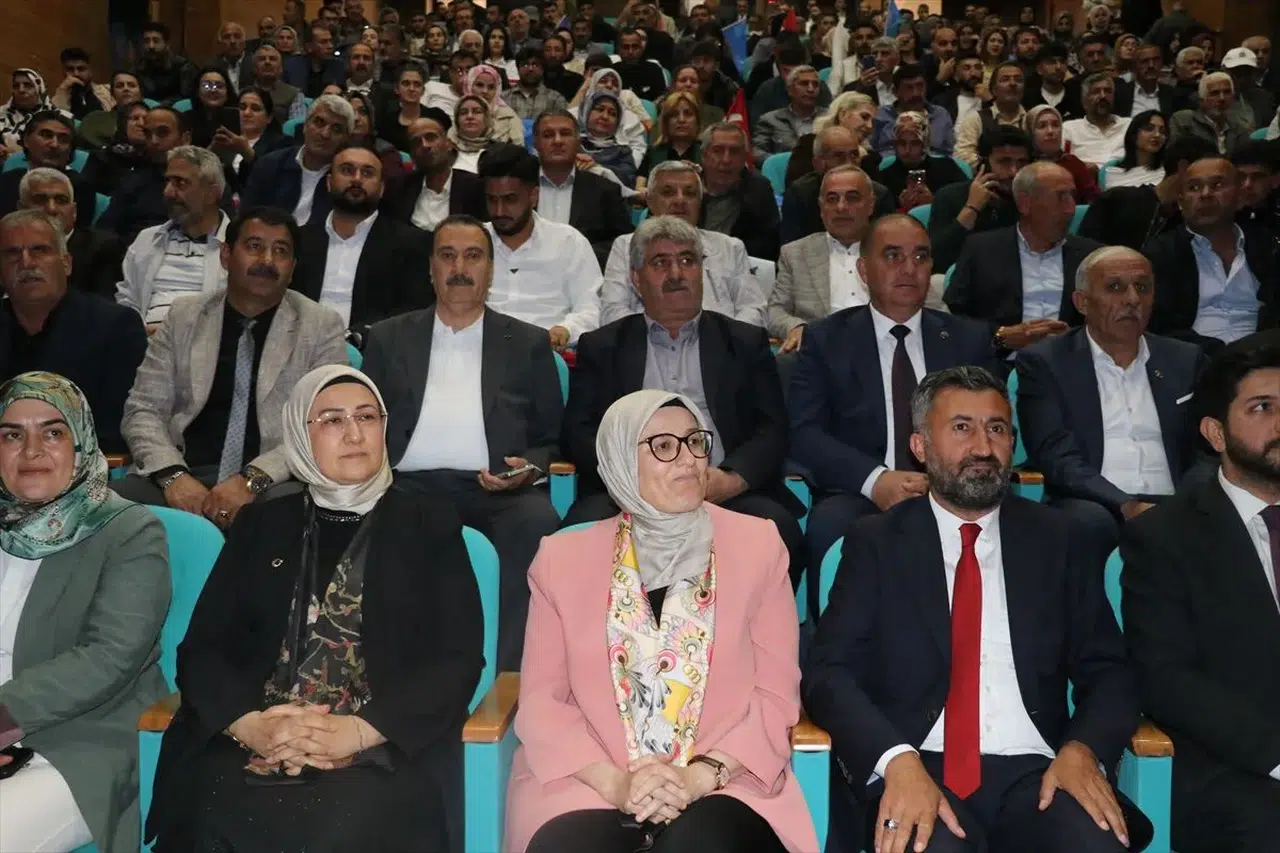 AK Partili Uygur: "Terörsüz Türkiye süreci tarihi bir kazanım olacak"