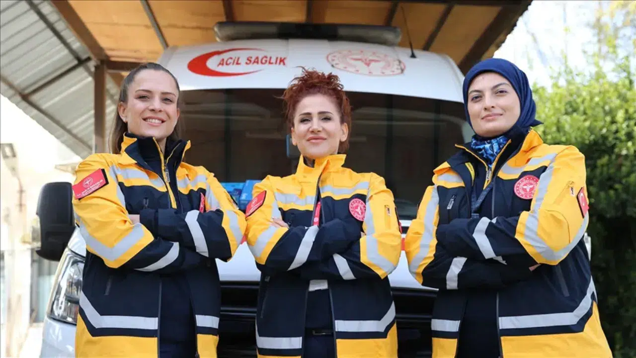 Paramedik eğitimi nasıl dört yıllık lisans programı oldu?