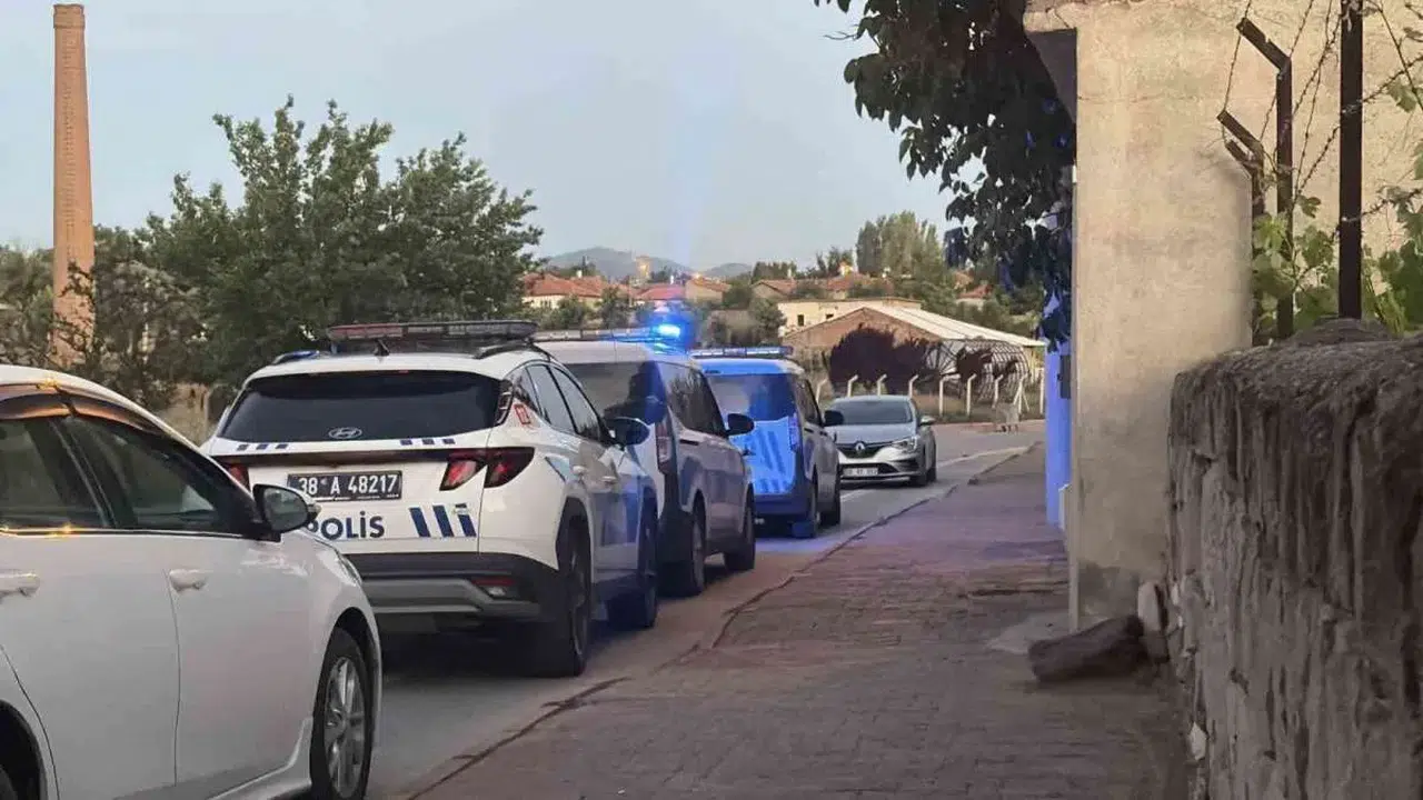 Kayseri'de şüpheli ölüm: 72 yaşındaki kadın evinde ölü bulundu
