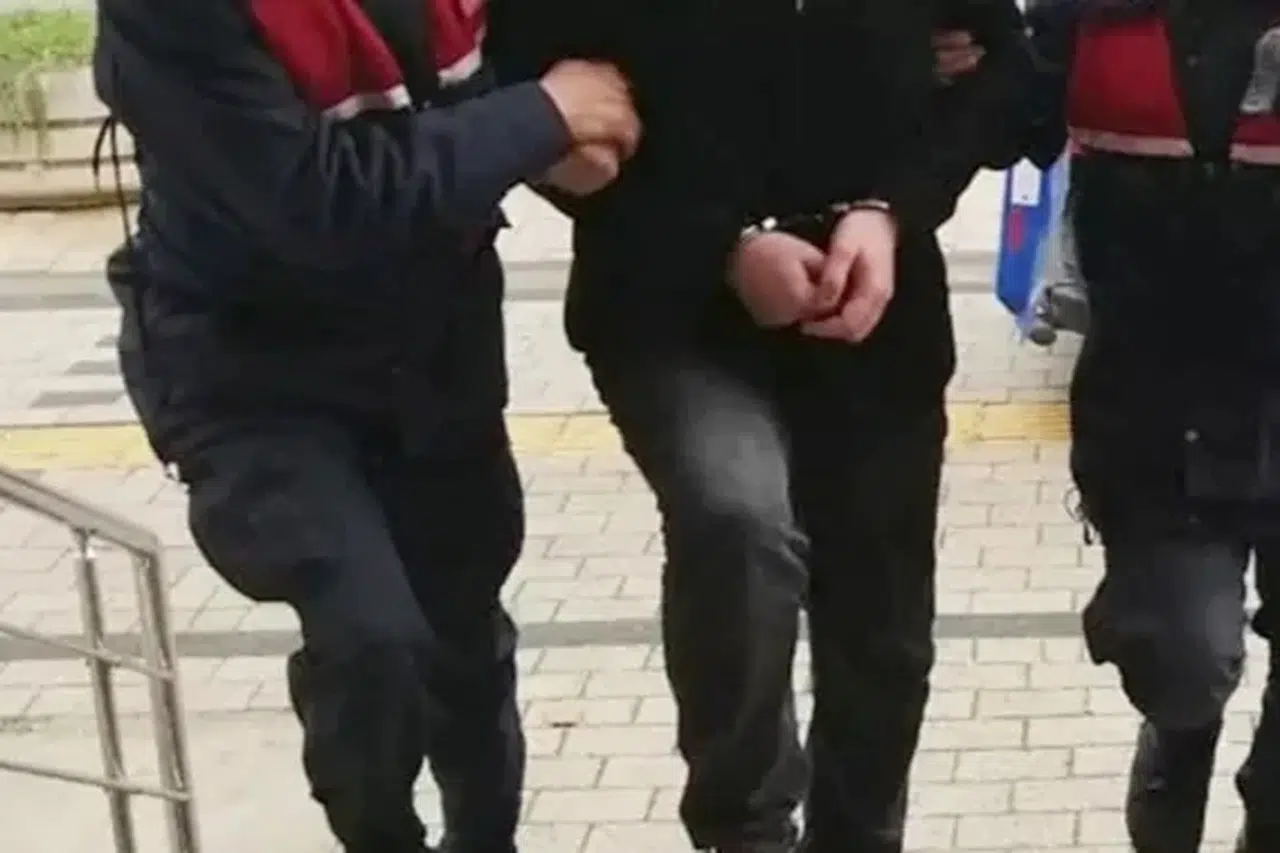 6 yıl hapis cezasıyla aranıyordu: Firari hükümlü Şanlıurfa'da yakalandı