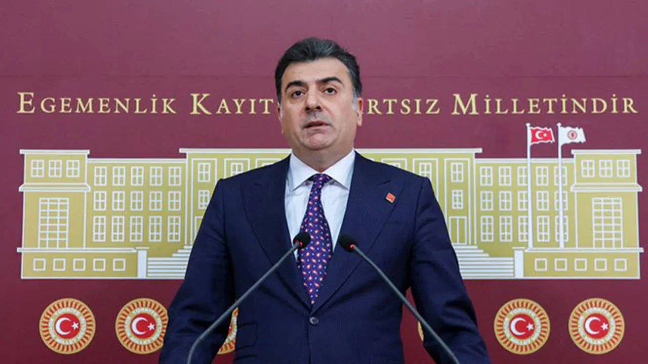 CHP'li Zeynel Emre grup toplantısı paylaşımlarına tepki gösterdi: "Paylaşımlar sorunlu"