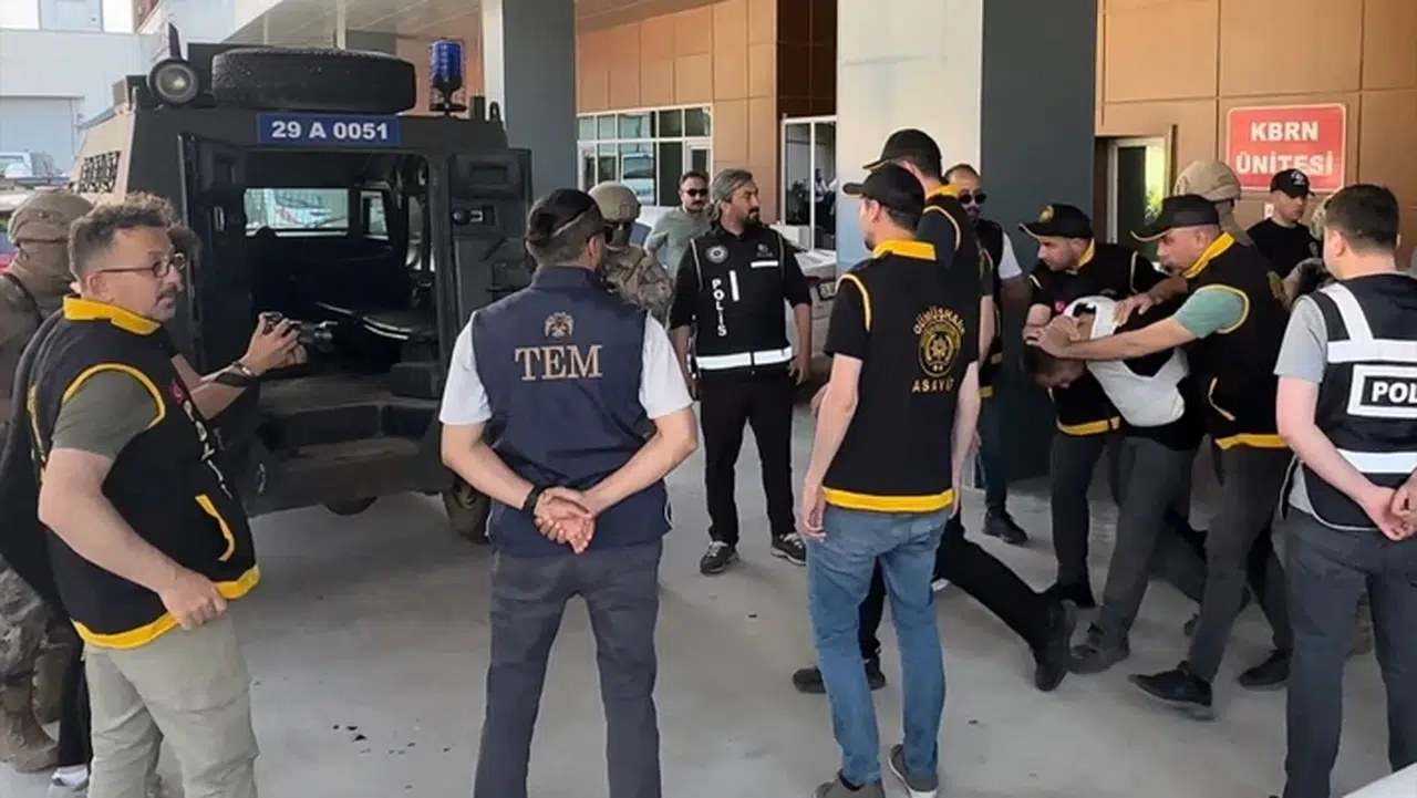 Eşini öldürdüğü iddia edilen zanlı depoda yakalandı