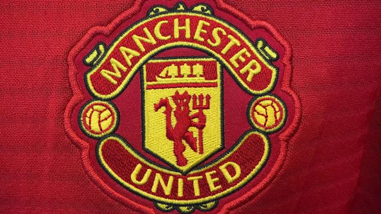 Manchester United'da yeni dönem: 3 futbolcuyla yollar ayrıldı