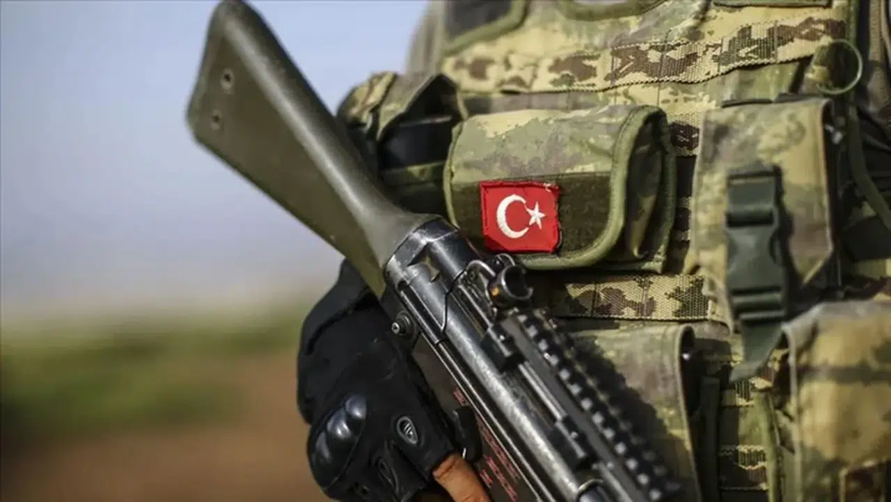 Van-Erciş yolunda trafik kazası: 1 asker şehit oldu, 5 kişi yaralandı