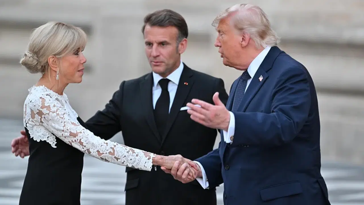 G7 Zirvesi'nde dikkat çeken anlar: Trump, Meloni ve liderlerin gündem yaratan görüntüleri