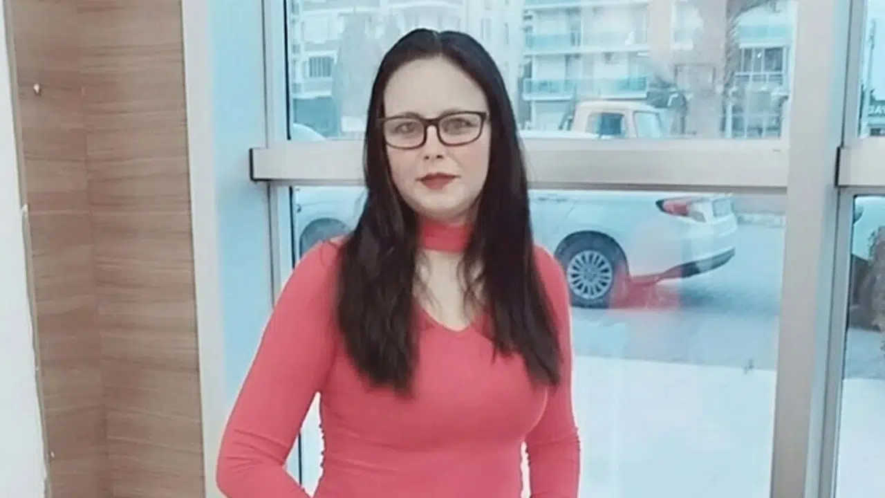 İzmir'de eski eş dehşeti: Kezzaplı saldırıya uğrayan kadın yaşamını yitirdi