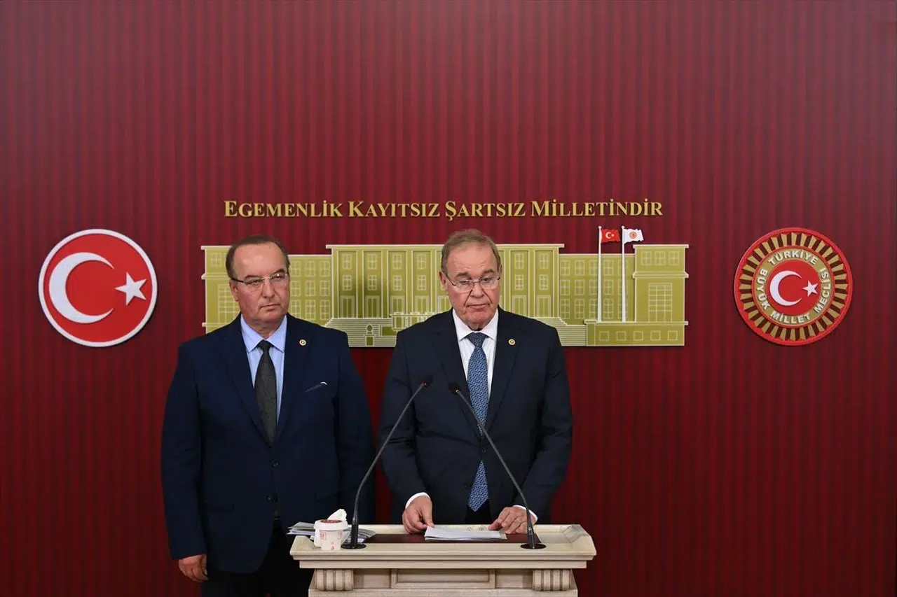 CHP'li Öztrak: "En düşük emekli aylığı asgari ücret seviyesine çıkarılmalı"