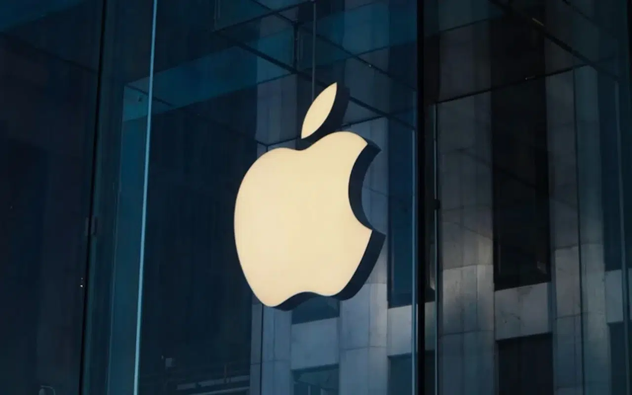 Apple, gün içinde 5 trilyon dolar piyasa değerini aşan ikinci şirket oldu