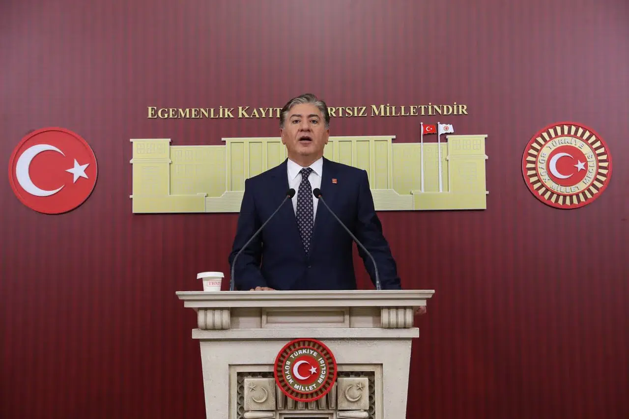 CHP'li Murat Emir: "Milletvekili grubumuzla bambaşka bir yola çıkıyoruz"
