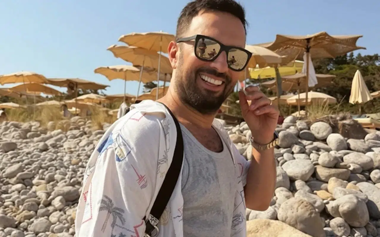 Tarkan, Ibiza tatiliyle sezonun yorgunluğunu atıyor