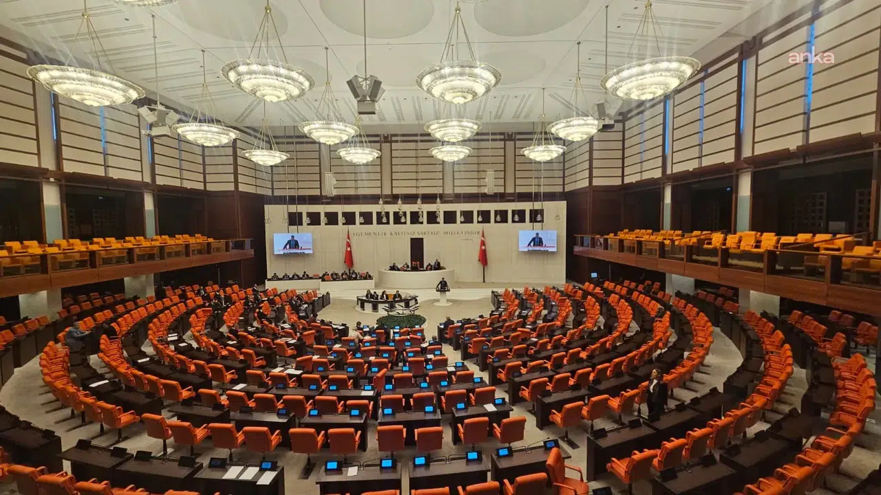 TSK düzenlemelerini içeren kanun teklifi TBMM Genel Kurulu'nda yasalaştı