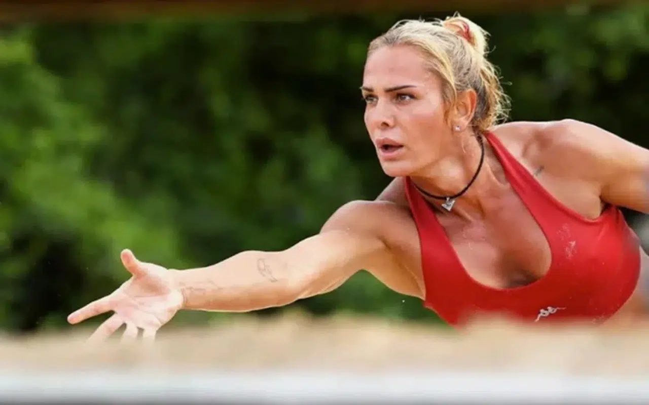 Survivor Nagihan Karadere estetik operasyon sonrası ilk kez görüntülendi