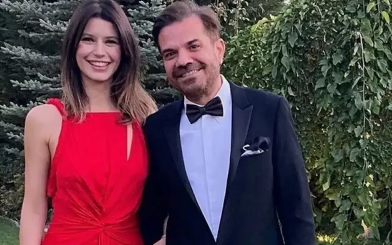 Kenan Doğulu ile Beren Saat evliliklerinin 12. yılını romantik paylaşımlarla kutladı