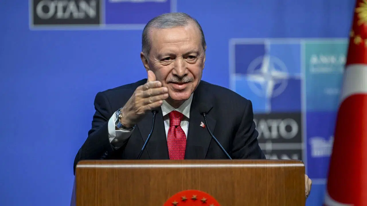 Cumhurbaşkanı Erdoğan ile Yunan gazeteci arasında dikkat çeken konuşma